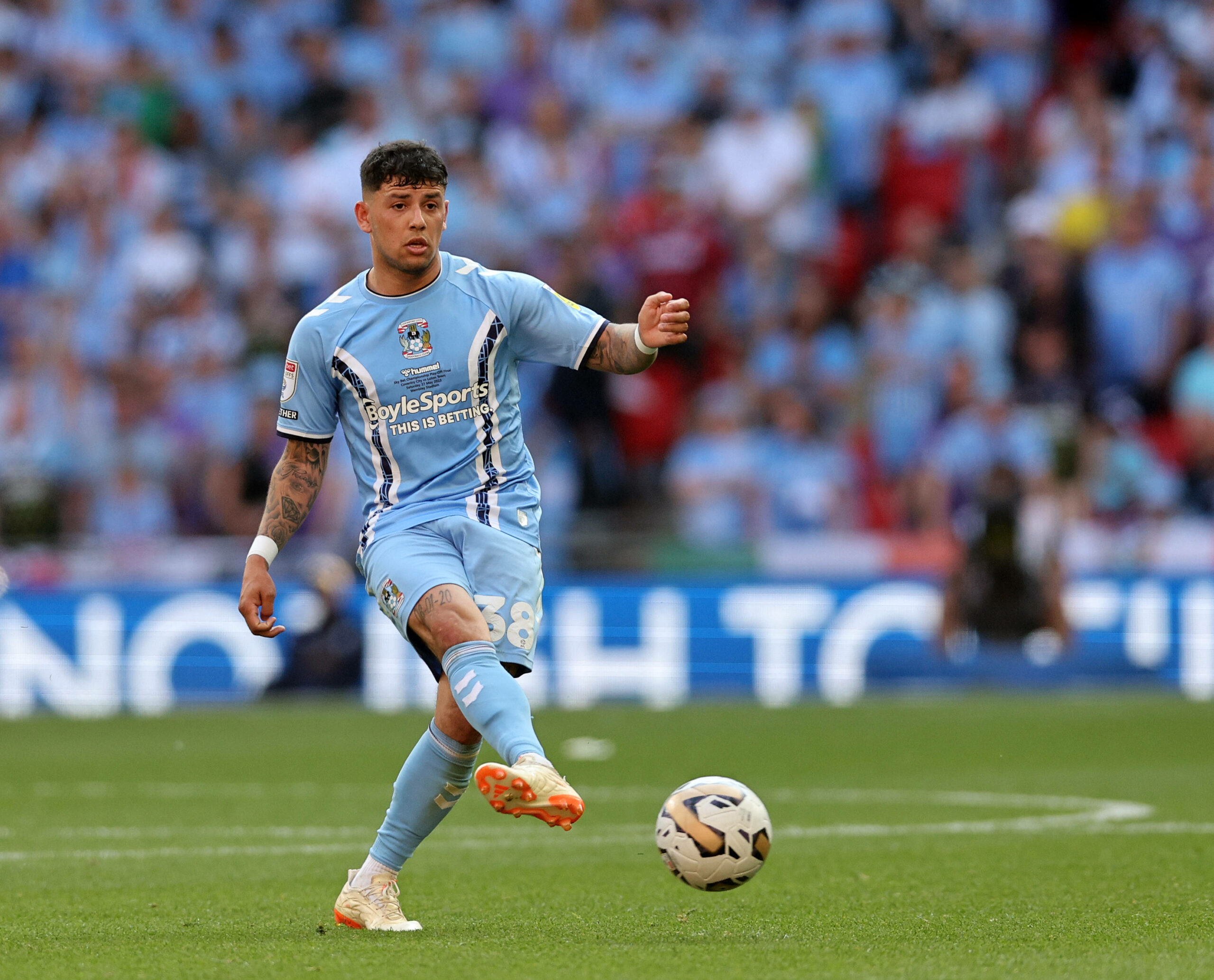 Fulham in Pursuit of Coventry's Star Midfielder