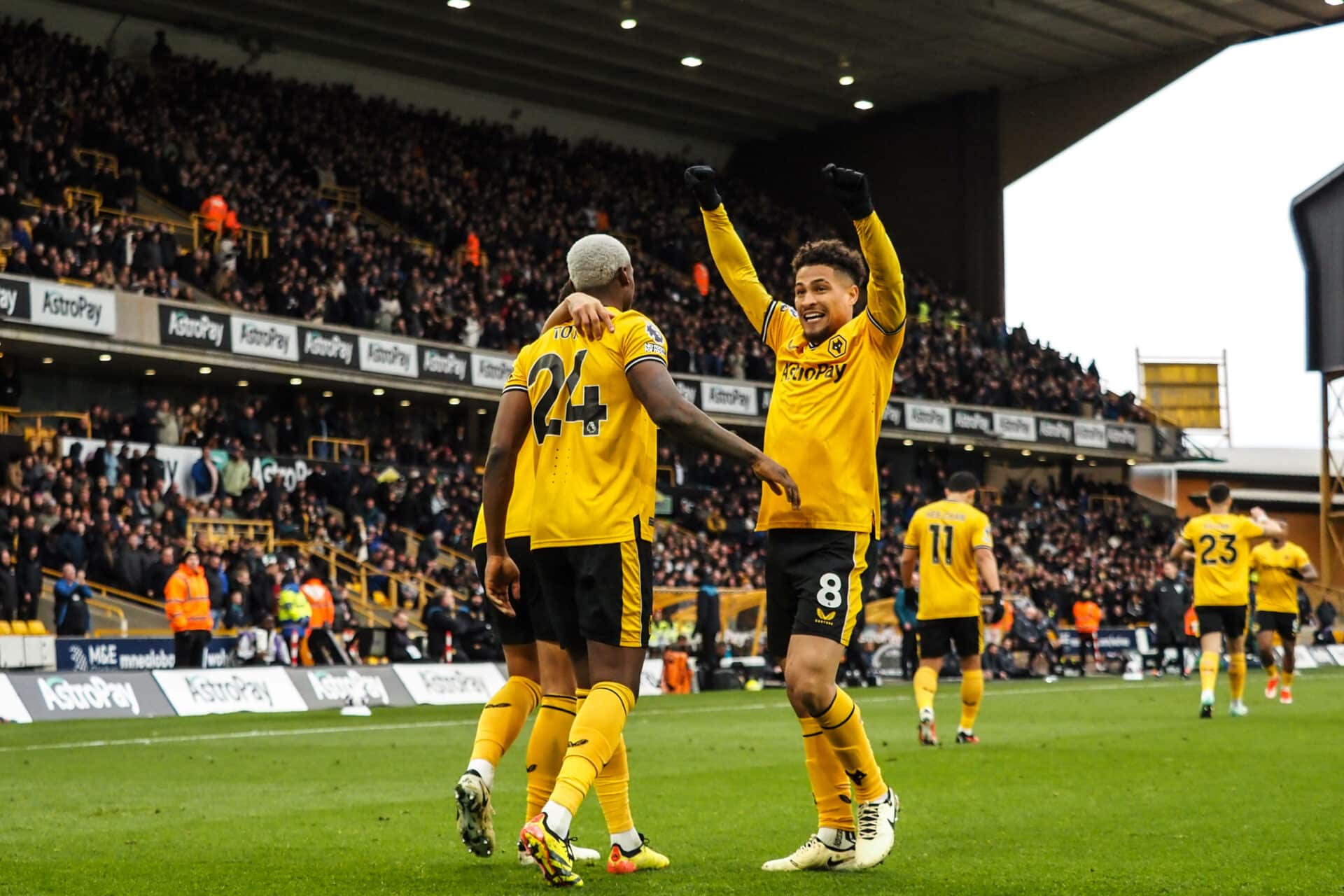 Wolvesvi Journalist: Wolves' New Set-Piece Mastermind's Incredible Journey from ...