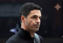 Arsenal hoping to complete trio of deals