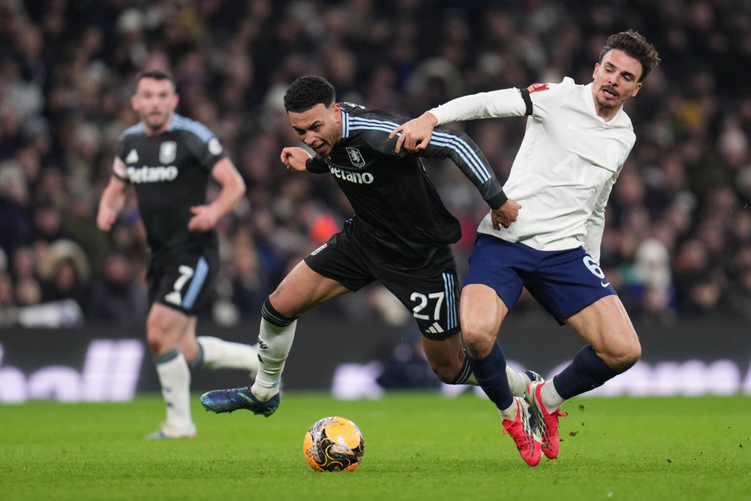 Tottenham Pl Tottenham Hotspur star pushing for World Cup spot after recent revival