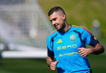 Report: Man City reject bid for world-class midfielder
