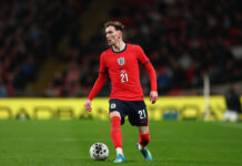 Report: Chelsea had £65m bid rejected for Premier League midfielder