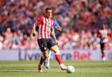 Report: Sunderland skipper rejects Alonso’s Chelsea advances to stick with Black Cats
