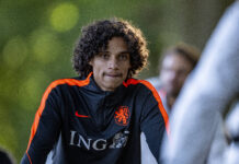 Report: Arsenal could be set to battle Chelsea in the race for midfielder